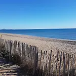 Jolie Maison D'angle Renovee , 5 Personnes, Sejour Climatise, Avec Piscine Commune , A 400 M De La De Lrjp132 * Portiragnes