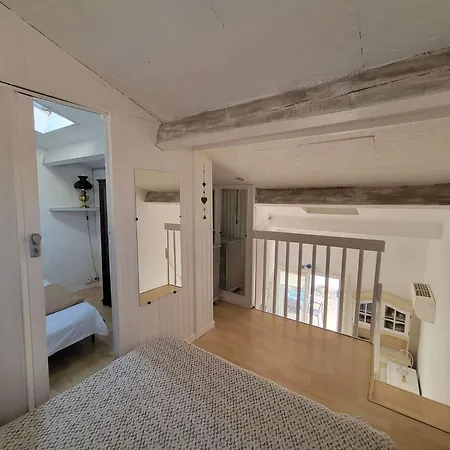 Jolie Maison D'angle Renovee , 5 Personnes, Sejour Climatise, Avec Piscine Commune , A 400 M De La De Lrjp132 *