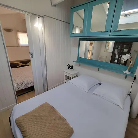 Jolie Maison D'angle Renovee , 5 Personnes, Sejour Climatise, Avec Piscine Commune , A 400 M De La De Lrjp132 * Portiragnes