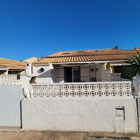 Villa Jolie Maison D'angle Renovee , 5 Personnes, Sejour Climatise, Avec Piscine Commune , A 400 M De La De Lrjp132