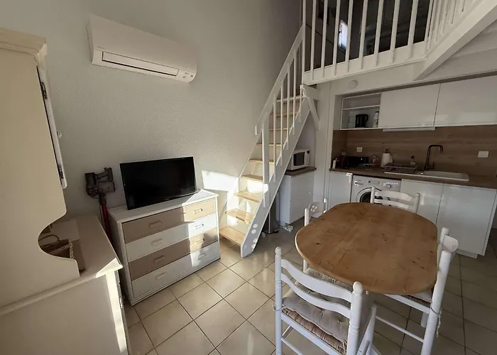 Villa Jolie Maison D'angle Renovee , 5 Personnes, Sejour Climatise, Avec Piscine Commune , A 400 M De La De Lrjp132